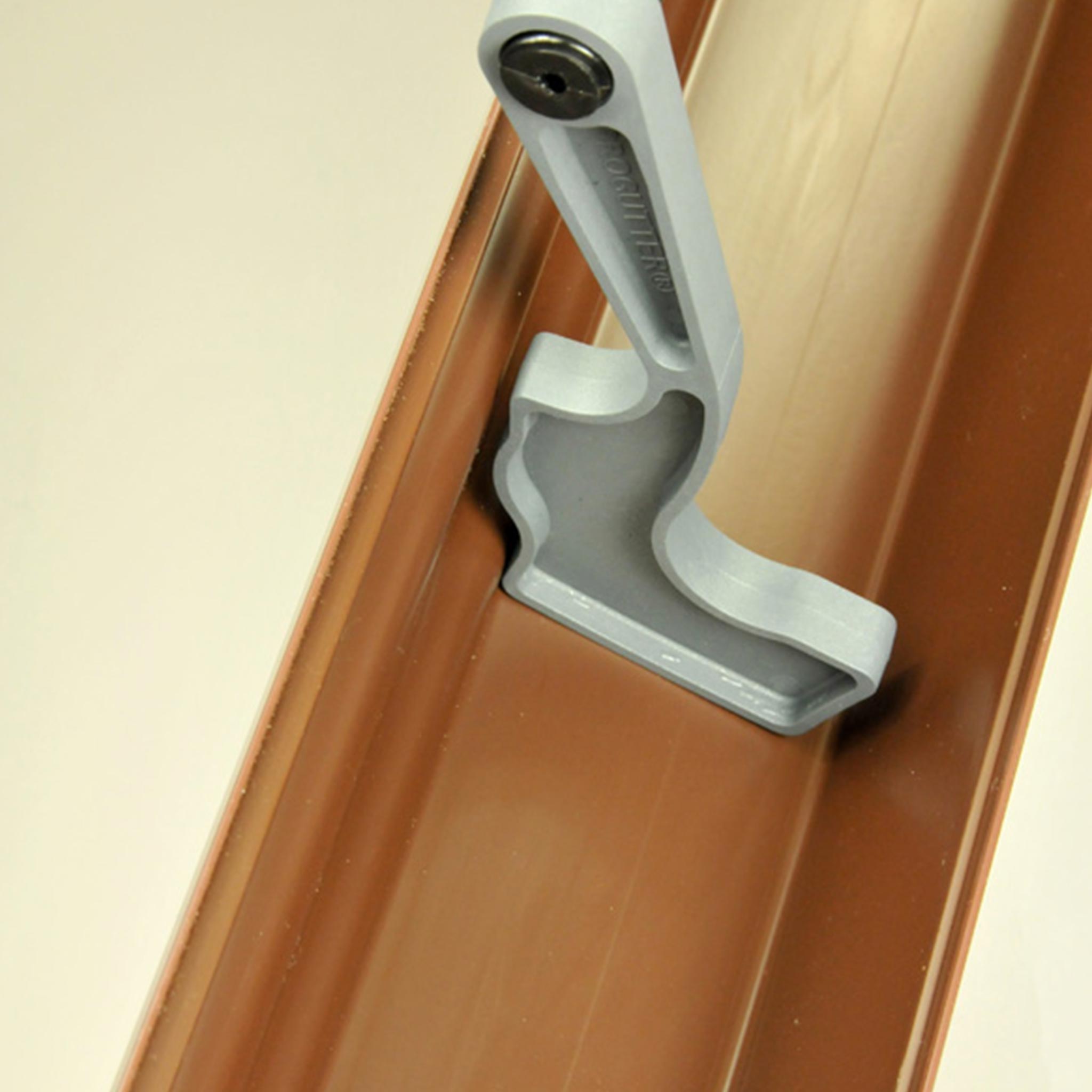 ProGutter Clearing Set: Tools for Gutter Cleaning